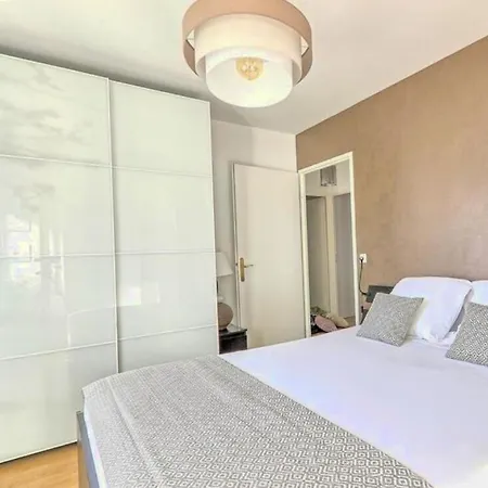 Paradis N° 8 *