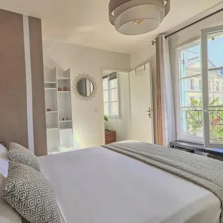 Appartement Paradis N° 8 *